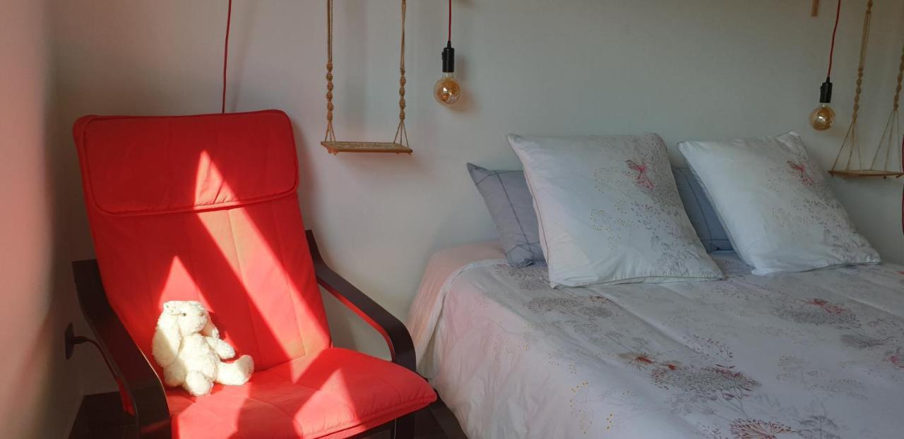 Bed and Breakfast Domaine De La Rue De La Tour Valsonne Exterior foto